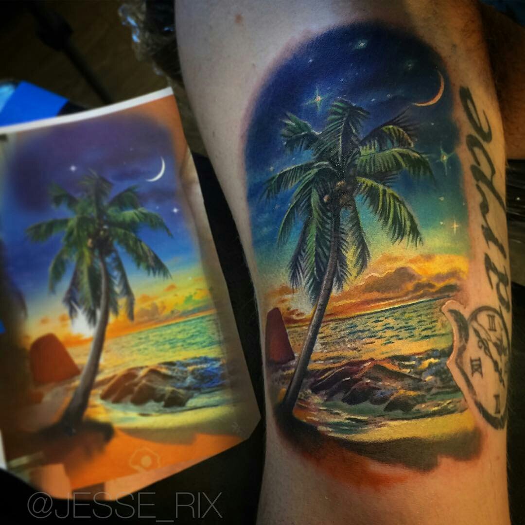 Татуировки с пальмами и морем